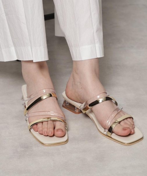 スクエアトゥクリアフラットヒールミュール