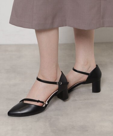 ポインテッドトゥパール調付きセパレートパンプス