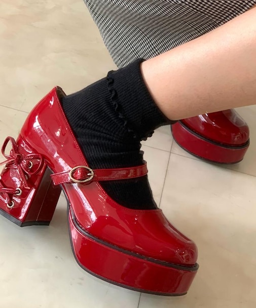 厚底ヒールレースアップパンプス