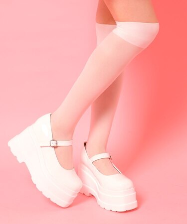 ストラップ厚底パンプス
