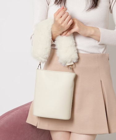 フェイクファーハンドル3WAYミニショルダーバッグ