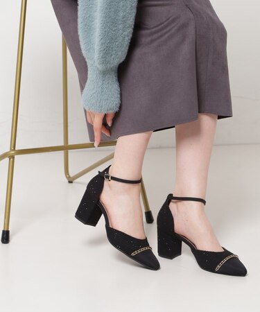 チェーンベルトセパレートパンプス