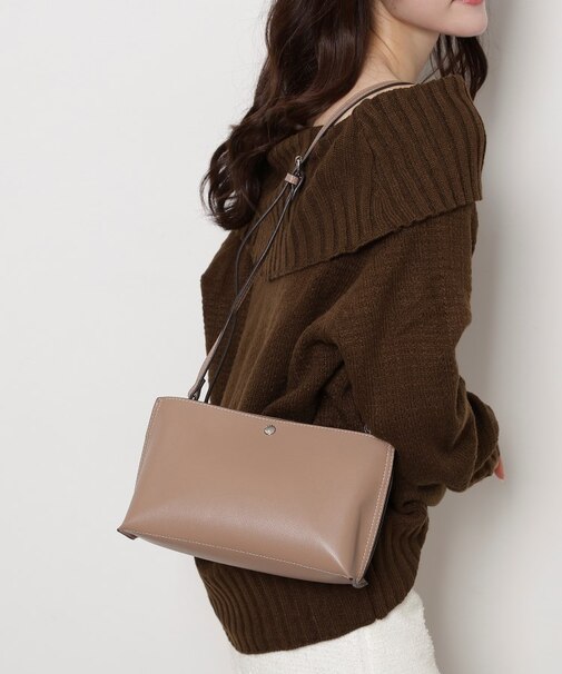 スクエアショルダーバッグ