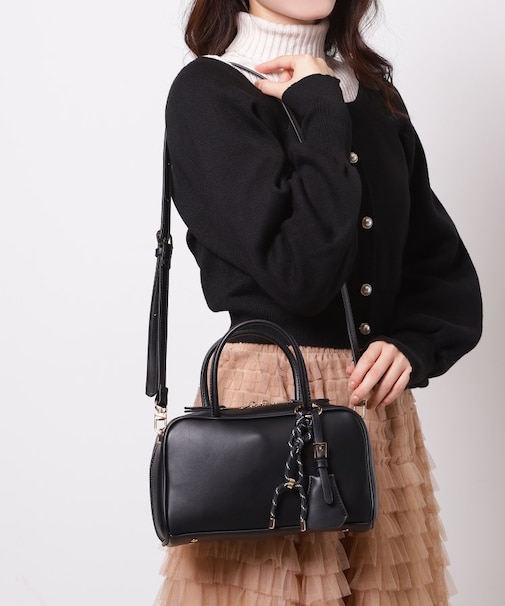 チャーム付横長ボストンバッグ