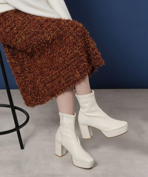 ゆる傾斜ショートブーツ