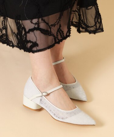 甲ストラップシアーパンプス