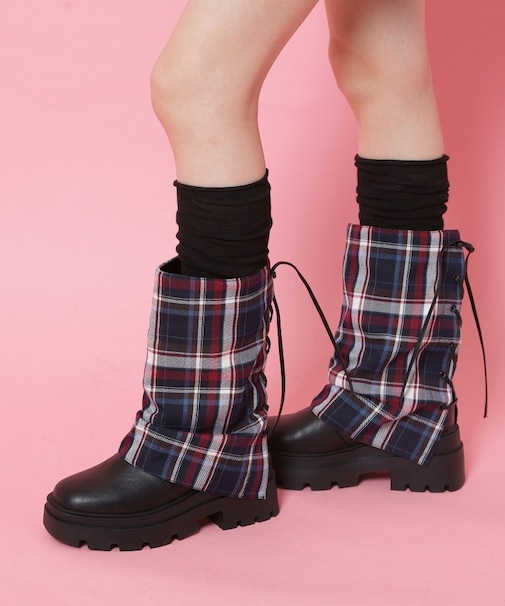 バックレースアップ×カバーブーツ