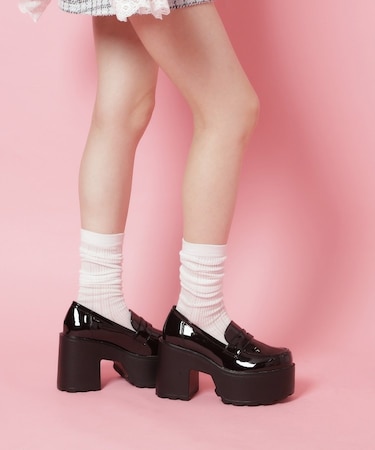 厚底ローファーパンプス