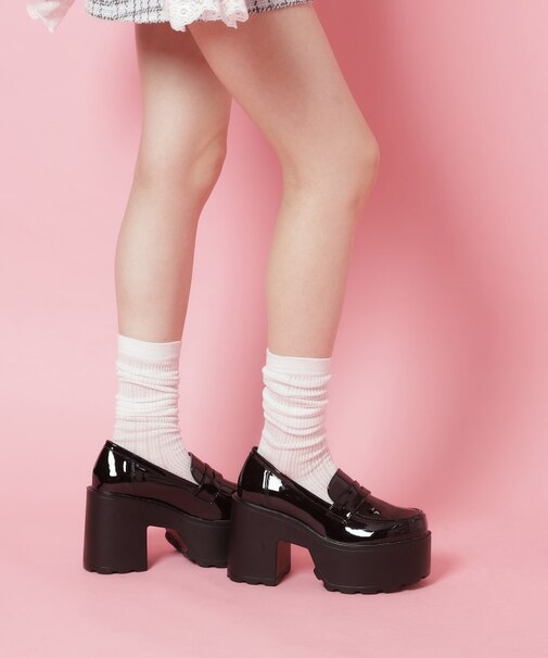 厚底ローファーパンプス