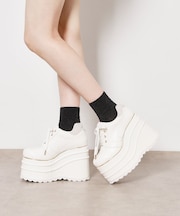 超厚底ボリュームスニーカー