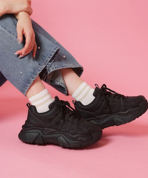 厚底スニーカー