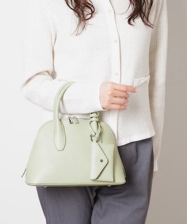 ポーチ付き付シェル型ボストンバッグ