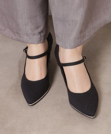 ラメパイピングストラップパンプス