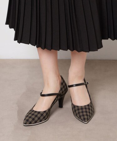 ラメパイピングストラップパンプス