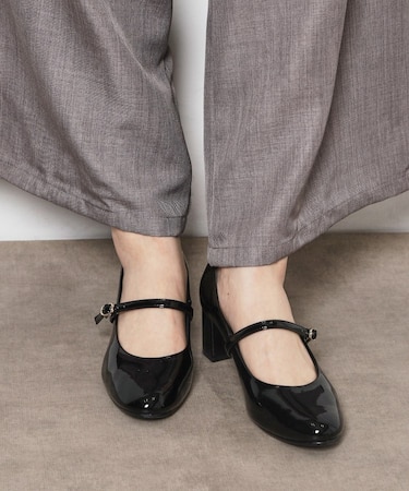 【レイン対応】取り外しストラップパンプス