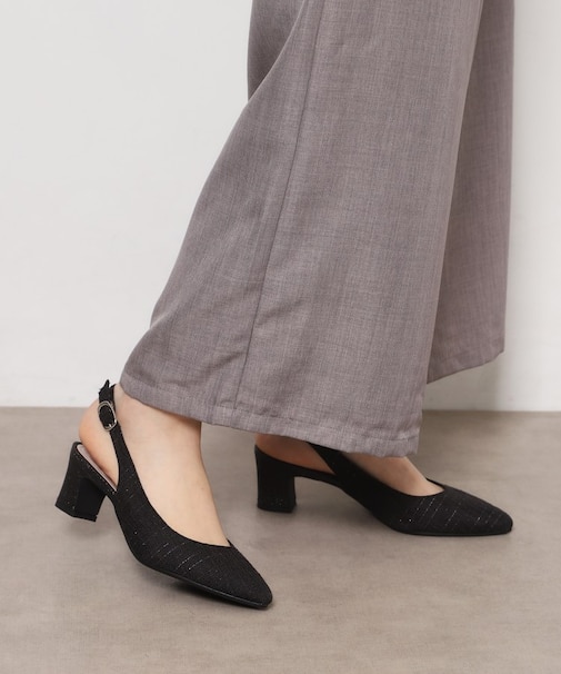 シフォンリボン付き付バックストラップパンプス