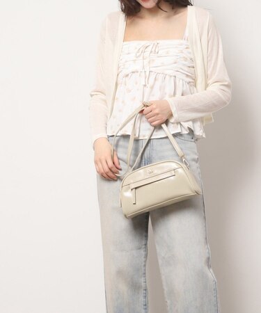 横長ショルダーバッグ