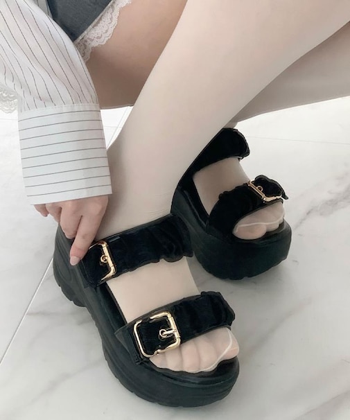 厚底シアーギャザーベルトサンダル