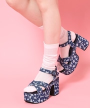 厚底クロスサンダル