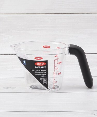 OXO アングルドメジャーカップ 250ml