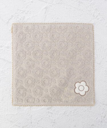 ◆MARY QUANT タオルハンカチ デイジーアップリケ