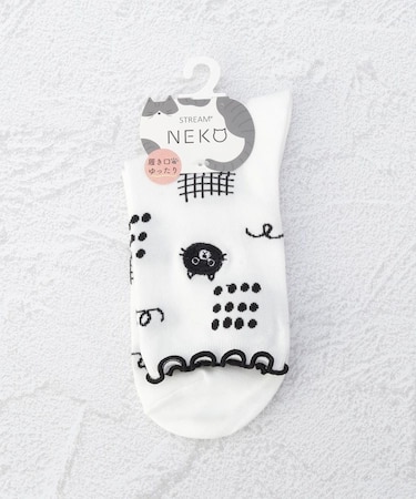 ◆黒ねこ刺繍 クォーターソックス