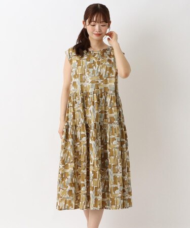 幾何学柄 ノースリーブティアードワンピース
