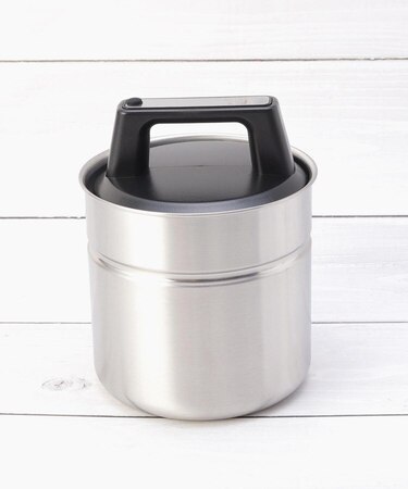 密閉出来る 生ゴミキャニスター 750ml