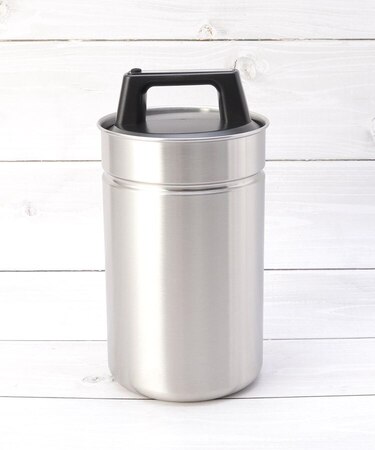 密閉出来る 生ゴミキャニスター 1.4L