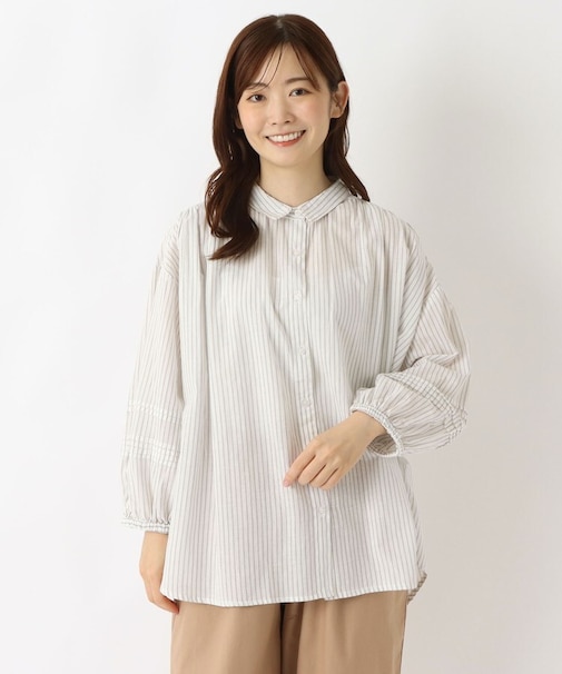 袖ピンタック入りブラウス