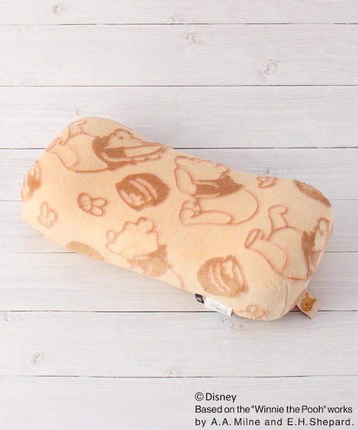 ディズニー 『くまのプーさん』 腰当てクッション ウォームデイ