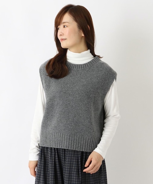 【リンネル12月号掲載】後ろ釦プルオーバーベスト