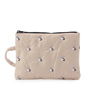 HE プチパデッドキャリーポーチ