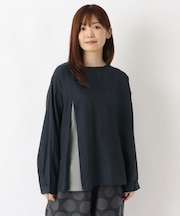 レイヤード風 タック入りブラウス