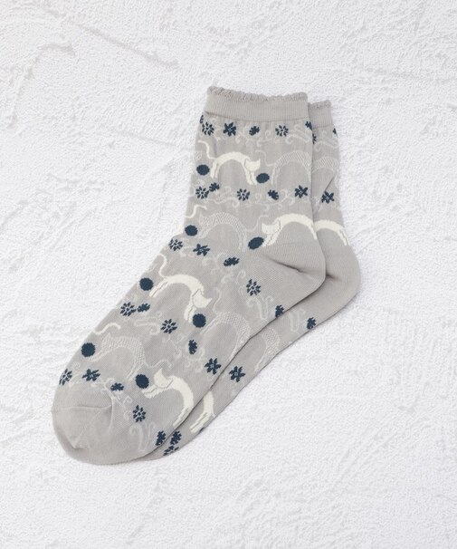 ◆【ワンズテラスオリジナル】メッセージ帯 ネコ花蔦柄 クォーターソックス