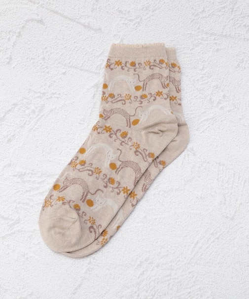 ◆【ワンズテラスオリジナル】メッセージ帯 ネコ花蔦柄 クォーターソックス