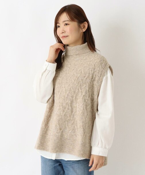 ケーブル編み タートルニットベスト