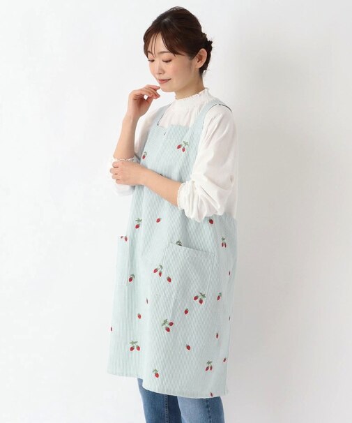 【ワンズテラスオリジナル】いちご 刺繍バッククロスエプロン