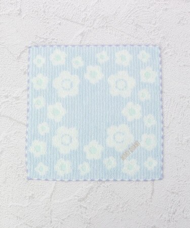 ◆MARY QUANT タオルハンカチ ロゴ刺繍