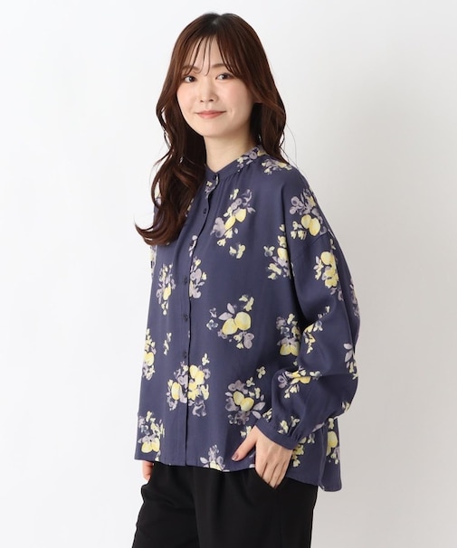 綿レーヨン 水彩プリントブラウス