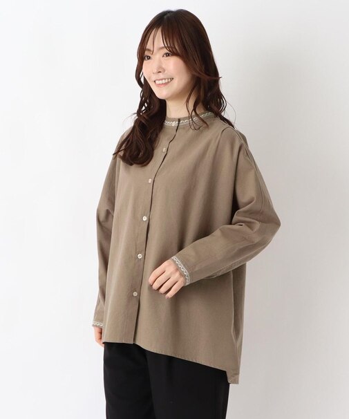 綿麻スタンドカラー 刺繍入りブラウス