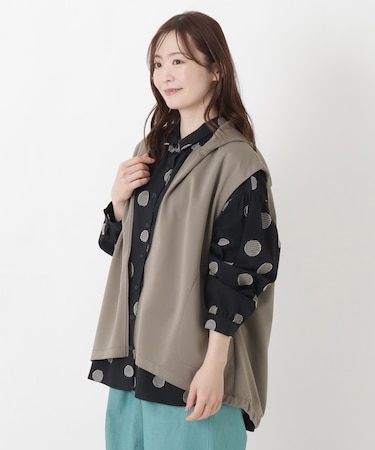 ポンチ フード付きジレ