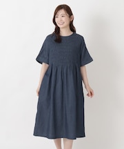 スモッキング 刺繍入りデニムワンピース