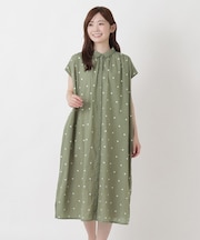 ドット刺繍 フレンチスリーブワンピース