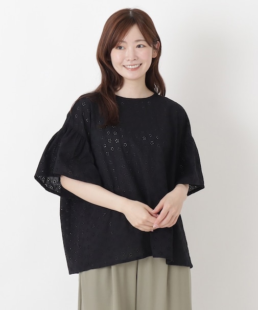 総柄刺繍ブラウス