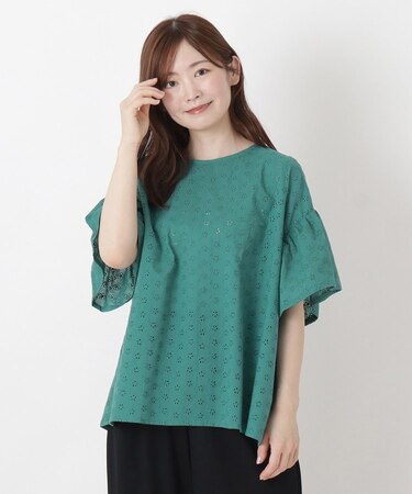 総柄刺繍ブラウス