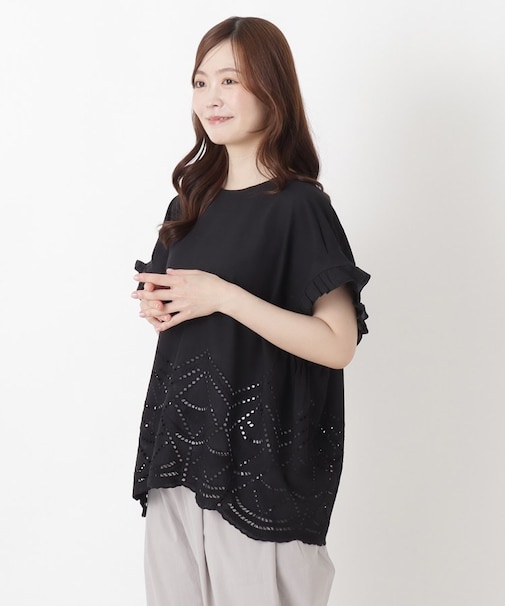スカラップ刺繍ブラウス