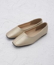 フラット メタルパーツパンプス