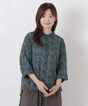 綿レーヨンシアサッカー花柄プリントブラウス