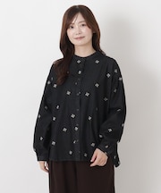 ツイル&デニム 配色刺繍入りブラウス